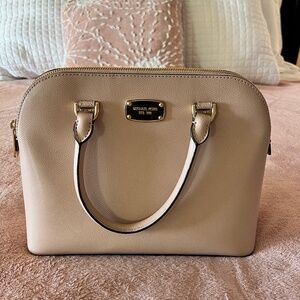 NWOT Michael Kors Cindy Medium Dome Satchel